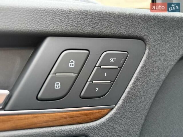 Серый Ауди Ку 5, объемом двигателя 1.98 л и пробегом 9 тыс. км за 39700 $, фото 43 на Automoto.ua