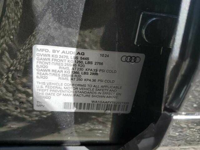 Серый Ауди Ку 5, объемом двигателя 2 л и пробегом 4 тыс. км за 23000 $, фото 11 на Automoto.ua