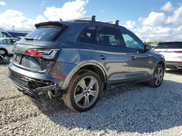 Серый Ауди Ку 5, объемом двигателя 2 л и пробегом 4 тыс. км за 23000 $, фото 2 на Automoto.ua