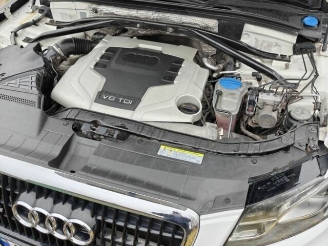 Синий Ауди Ку 5, объемом двигателя 3.6 л и пробегом 238 тыс. км за 14200 $, фото 7 на Automoto.ua