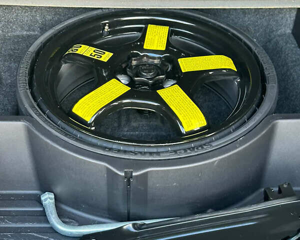 Синий Ауди Ку 5, объемом двигателя 1.98 л и пробегом 261 тыс. км за 12999 $, фото 11 на Automoto.ua