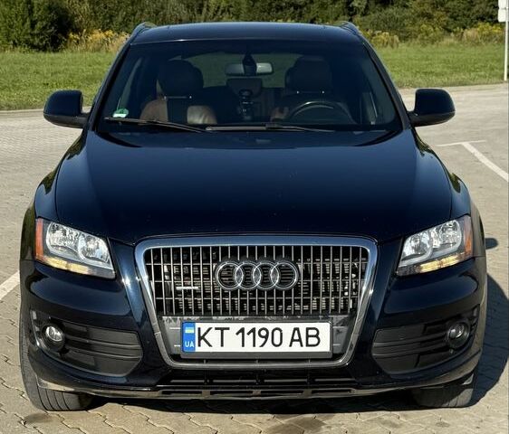 Синий Ауди Ку 5, объемом двигателя 2 л и пробегом 199 тыс. км за 10700 $, фото 1 на Automoto.ua