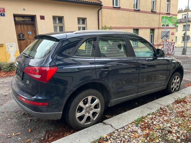 Синий Ауди Ку 5, объемом двигателя 2 л и пробегом 255 тыс. км за 19700 $, фото 22 на Automoto.ua