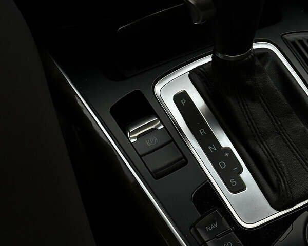 Синій Ауді Ку 5, об'ємом двигуна 1.98 л та пробігом 190 тис. км за 12500 $, фото 3 на Automoto.ua