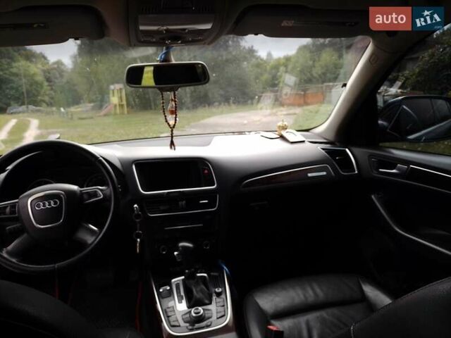 Синий Ауди Ку 5, объемом двигателя 2 л и пробегом 208 тыс. км за 15300 $, фото 1 на Automoto.ua