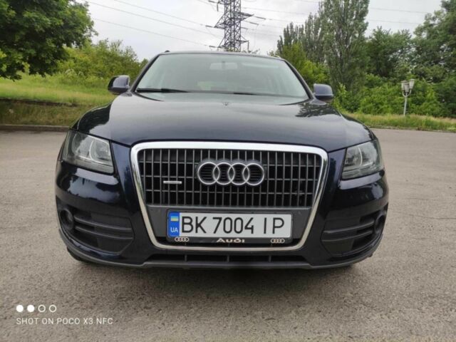 Синий Ауди Ку 5, объемом двигателя 2 л и пробегом 255 тыс. км за 19700 $, фото 1 на Automoto.ua