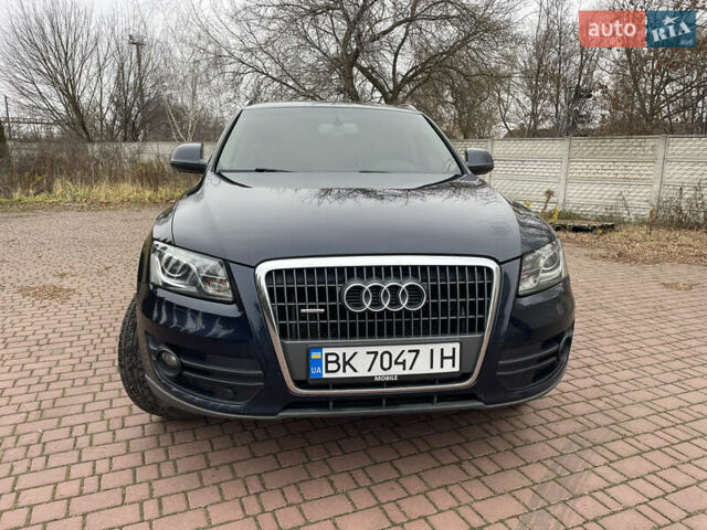 Синий Ауди Ку 5, объемом двигателя 2 л и пробегом 300 тыс. км за 14500 $, фото 10 на Automoto.ua