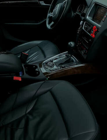 Синій Ауді Ку 5, об'ємом двигуна 1.98 л та пробігом 190 тис. км за 12500 $, фото 1 на Automoto.ua