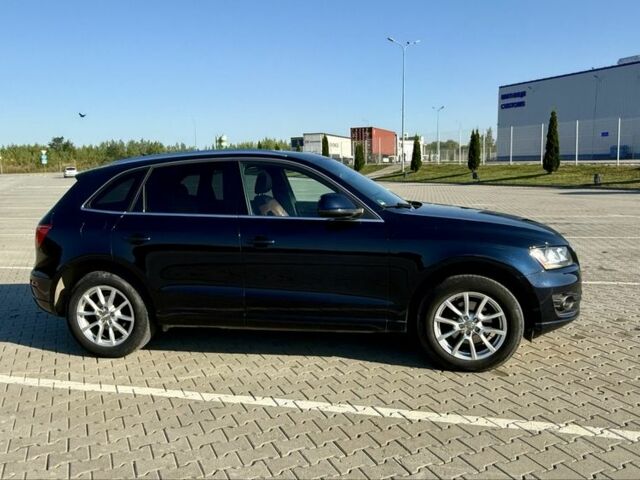 Синий Ауди Ку 5, объемом двигателя 2 л и пробегом 199 тыс. км за 10700 $, фото 2 на Automoto.ua