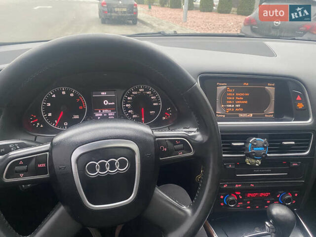 Синий Ауди Ку 5, объемом двигателя 1.98 л и пробегом 338 тыс. км за 11000 $, фото 14 на Automoto.ua