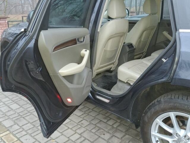 Синий Ауди Ку 5, объемом двигателя 2 л и пробегом 235 тыс. км за 11000 $, фото 3 на Automoto.ua