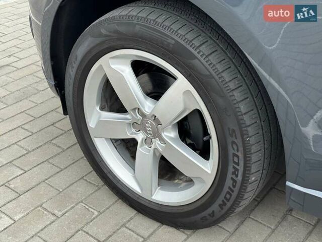 Синій Ауді Ку 5, об'ємом двигуна 2 л та пробігом 135 тис. км за 12999 $, фото 60 на Automoto.ua