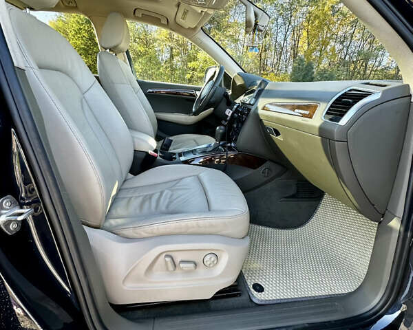 Ауди Ку 5 2011 в Львове на Automoto.ua Синий Ауди Ку 5, объемом двигателя 1.98 л и пробегом 261 тыс. км за 15400 $, фото 9 на Automoto.ua