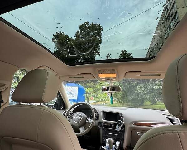 Синий Ауди Ку 5, объемом двигателя 1.98 л и пробегом 292 тыс. км за 12750 $, фото 9 на Automoto.ua