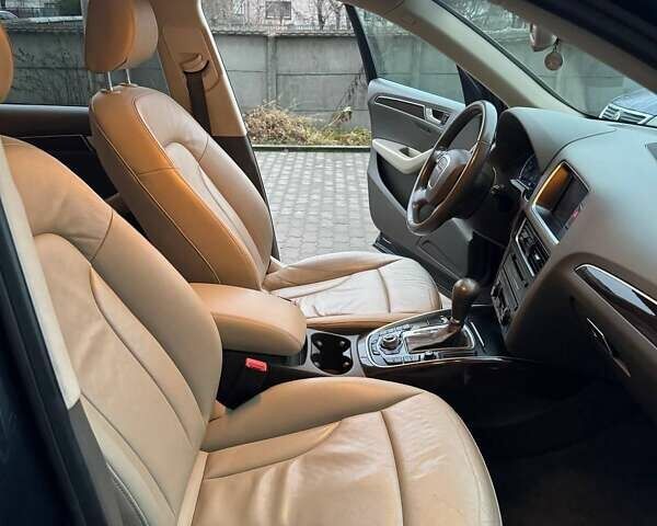 Синій Ауді Ку 5, об'ємом двигуна 1.98 л та пробігом 147 тис. км за 11500 $, фото 13 на Automoto.ua