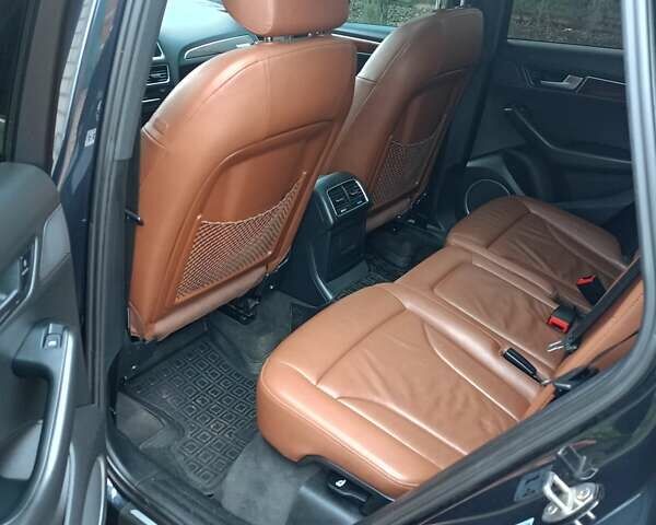 Синий Ауди Ку 5, объемом двигателя 1.98 л и пробегом 346 тыс. км за 15000 $, фото 10 на Automoto.ua