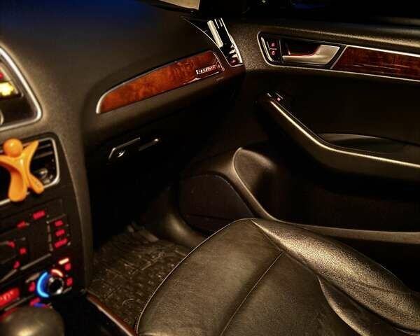 Синий Ауди Ку 5, объемом двигателя 1.98 л и пробегом 265 тыс. км за 13800 $, фото 13 на Automoto.ua