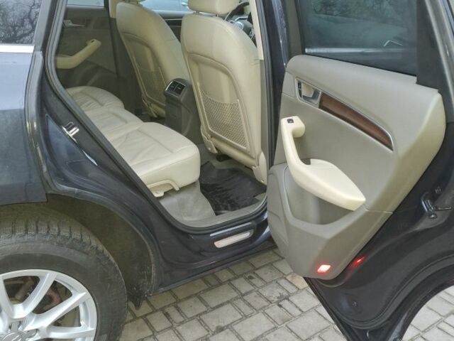 Синий Ауди Ку 5, объемом двигателя 2 л и пробегом 235 тыс. км за 11000 $, фото 1 на Automoto.ua