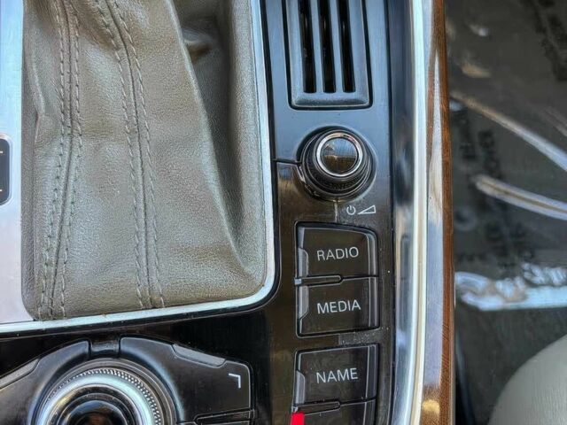 Синій Ауді Ку 5, об'ємом двигуна 2 л та пробігом 146 тис. км за 6000 $, фото 11 на Automoto.ua