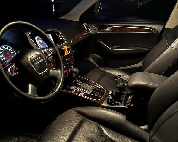 Синий Ауди Ку 5, объемом двигателя 1.98 л и пробегом 265 тыс. км за 13800 $, фото 11 на Automoto.ua