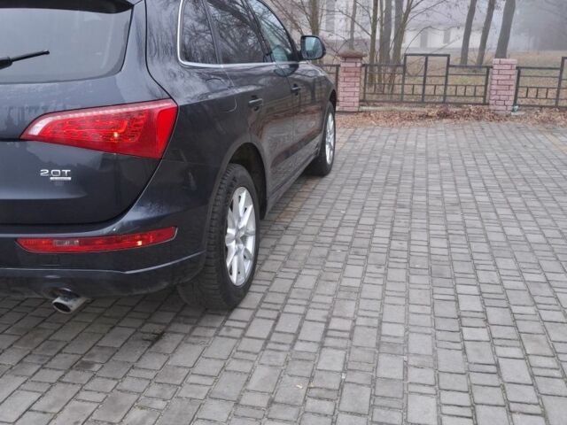 Синий Ауди Ку 5, объемом двигателя 2 л и пробегом 235 тыс. км за 11000 $, фото 6 на Automoto.ua