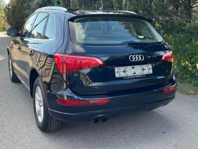 Синий Ауди Ку 5, объемом двигателя 2 л и пробегом 200 тыс. км за 8300 $, фото 1 на Automoto.ua