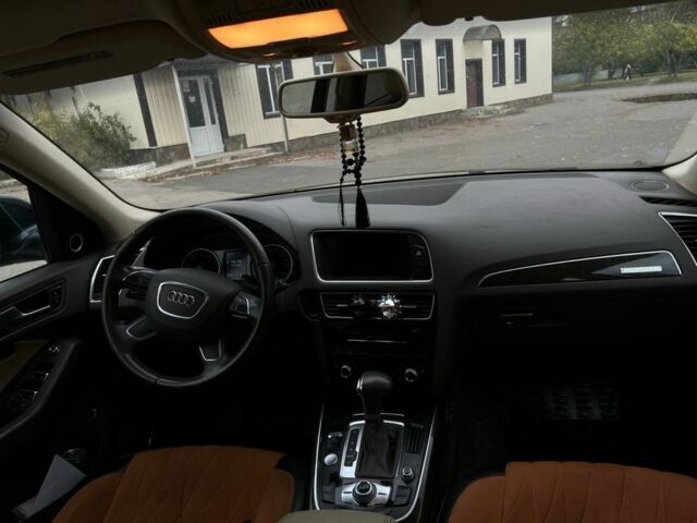 Ауди Ку 5 2012 в Славянске на Automoto.ua Синий Ауди Ку 5, объемом двигателя 2 л и пробегом 321 тыс. км за 14500 $, фото 9 на Automoto.ua