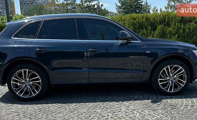 Синий Ауди Ку 5, объемом двигателя 3 л и пробегом 263 тыс. км за 20000 $, фото 7 на Automoto.ua