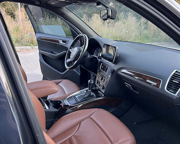 Ауди Ку 5 2012 в Хмельницком на Automoto.ua Синий Ауди Ку 5, объемом двигателя 1.98 л и пробегом 213 тыс. км за 13300 $, фото 6 на Automoto.ua