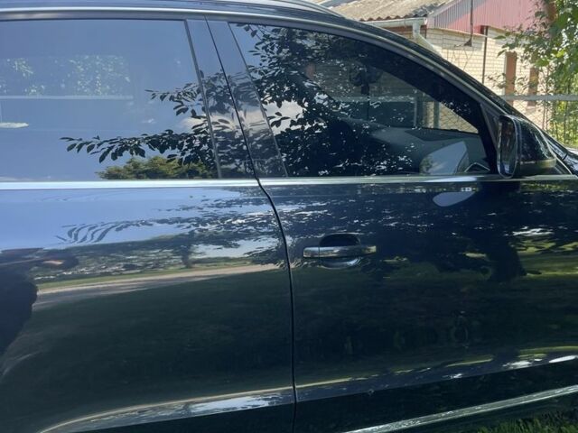 Синий Ауди Ку 5, объемом двигателя 2 л и пробегом 240 тыс. км за 12600 $, фото 3 на Automoto.ua