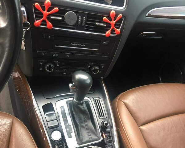 Синий Ауди Ку 5, объемом двигателя 2 л и пробегом 174 тыс. км за 14777 $, фото 7 на Automoto.ua