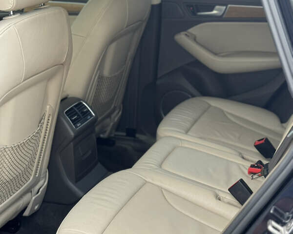 Синий Ауди Ку 5, объемом двигателя 2 л и пробегом 205 тыс. км за 13300 $, фото 72 на Automoto.ua