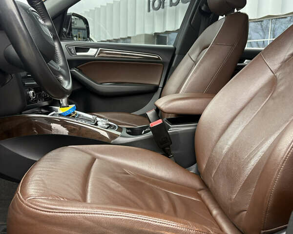 Синій Ауді Ку 5, об'ємом двигуна 2.97 л та пробігом 148 тис. км за 18600 $, фото 15 на Automoto.ua