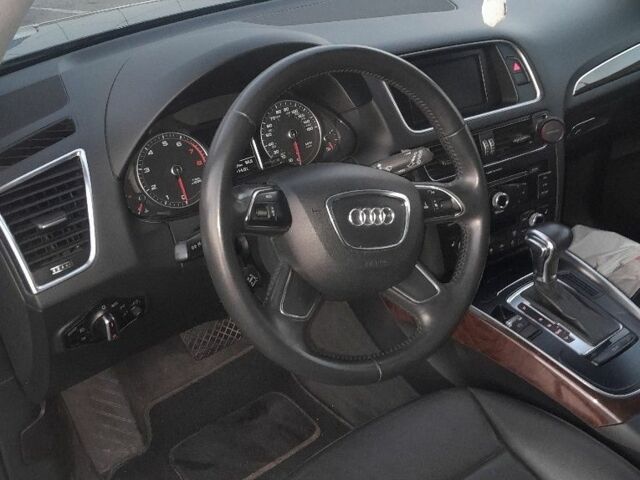 Синій Ауді Ку 5, об'ємом двигуна 2 л та пробігом 246 тис. км за 13000 $, фото 7 на Automoto.ua