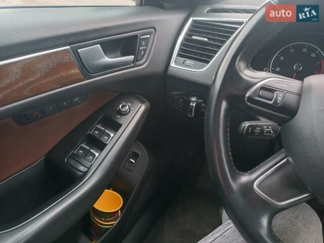 Синий Ауди Ку 5, объемом двигателя 1.98 л и пробегом 261 тыс. км за 12800 $, фото 17 на Automoto.ua