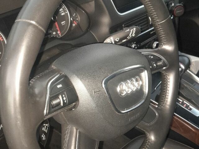 Синій Ауді Ку 5, об'ємом двигуна 2 л та пробігом 246 тис. км за 13000 $, фото 9 на Automoto.ua