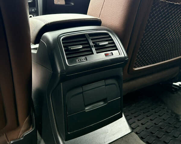 Синий Ауди Ку 5, объемом двигателя 3 л и пробегом 148 тыс. км за 18600 $, фото 16 на Automoto.ua