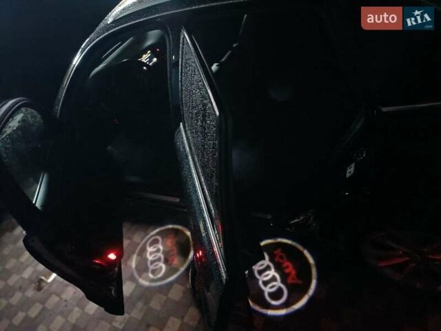 Синий Ауди Ку 5, объемом двигателя 1.98 л и пробегом 261 тыс. км за 12800 $, фото 2 на Automoto.ua