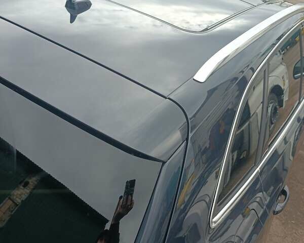 Синий Ауди Ку 5, объемом двигателя 1.98 л и пробегом 261 тыс. км за 12800 $, фото 44 на Automoto.ua