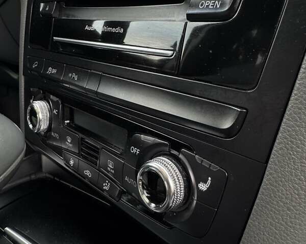Синій Ауді Ку 5, об'ємом двигуна 2 л та пробігом 210 тис. км за 13300 $, фото 58 на Automoto.ua