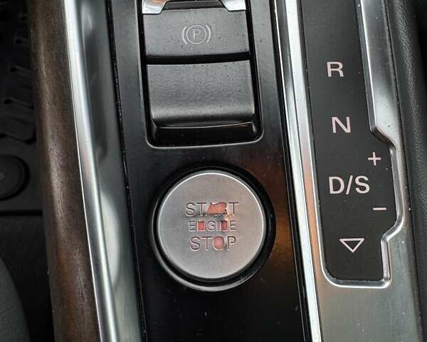 Синій Ауді Ку 5, об'ємом двигуна 2 л та пробігом 210 тис. км за 13300 $, фото 42 на Automoto.ua