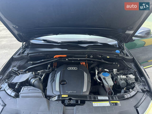 Синий Ауди Ку 5, объемом двигателя 2 л и пробегом 205 тыс. км за 13300 $, фото 97 на Automoto.ua