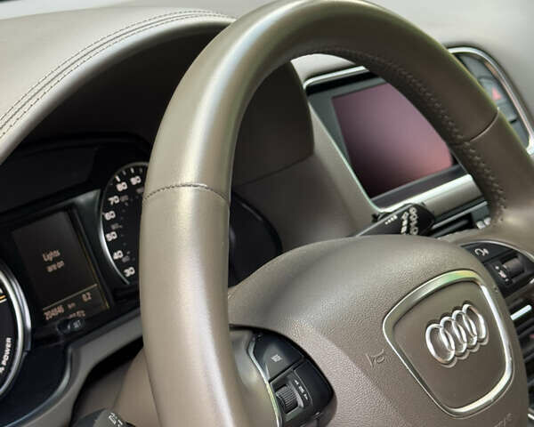 Синий Ауди Ку 5, объемом двигателя 2 л и пробегом 205 тыс. км за 13300 $, фото 52 на Automoto.ua