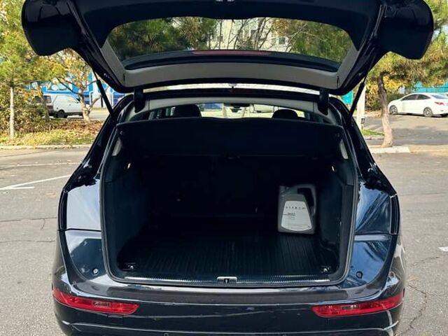 Ауді Ку 5 2013 у Одесі на Automoto.ua Синій Ауді Ку 5, об'ємом двигуна 1.98 л та пробігом 210 тис. км за 14400 $, фото 10 на Automoto.ua