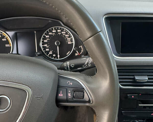 Синий Ауди Ку 5, объемом двигателя 2 л и пробегом 205 тыс. км за 13300 $, фото 103 на Automoto.ua