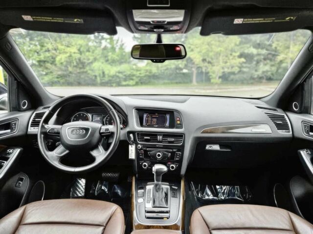 Синий Ауди Ку 5, объемом двигателя 3 л и пробегом 83 тыс. км за 11000 $, фото 8 на Automoto.ua