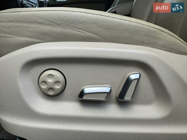 Синий Ауди Ку 5, объемом двигателя 2 л и пробегом 205 тыс. км за 13300 $, фото 55 на Automoto.ua