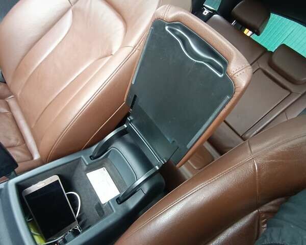 Синий Ауди Ку 5, объемом двигателя 1.98 л и пробегом 261 тыс. км за 12800 $, фото 25 на Automoto.ua