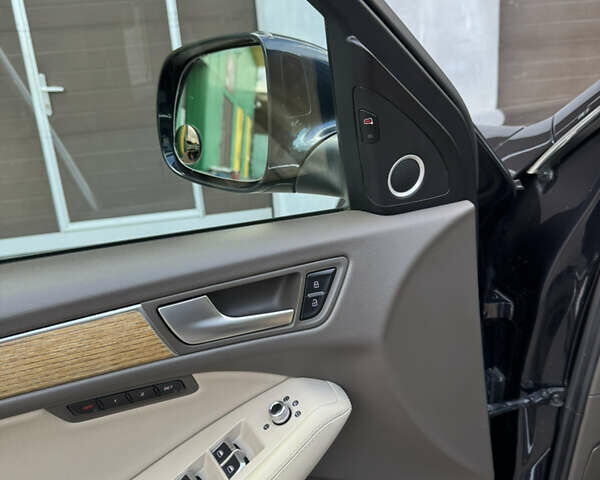 Синій Ауді Ку 5, об'ємом двигуна 2 л та пробігом 204 тис. км за 13500 $, фото 41 на Automoto.ua