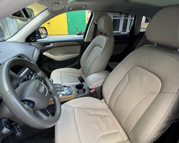 Синий Ауди Ку 5, объемом двигателя 2 л и пробегом 205 тыс. км за 13300 $, фото 57 на Automoto.ua